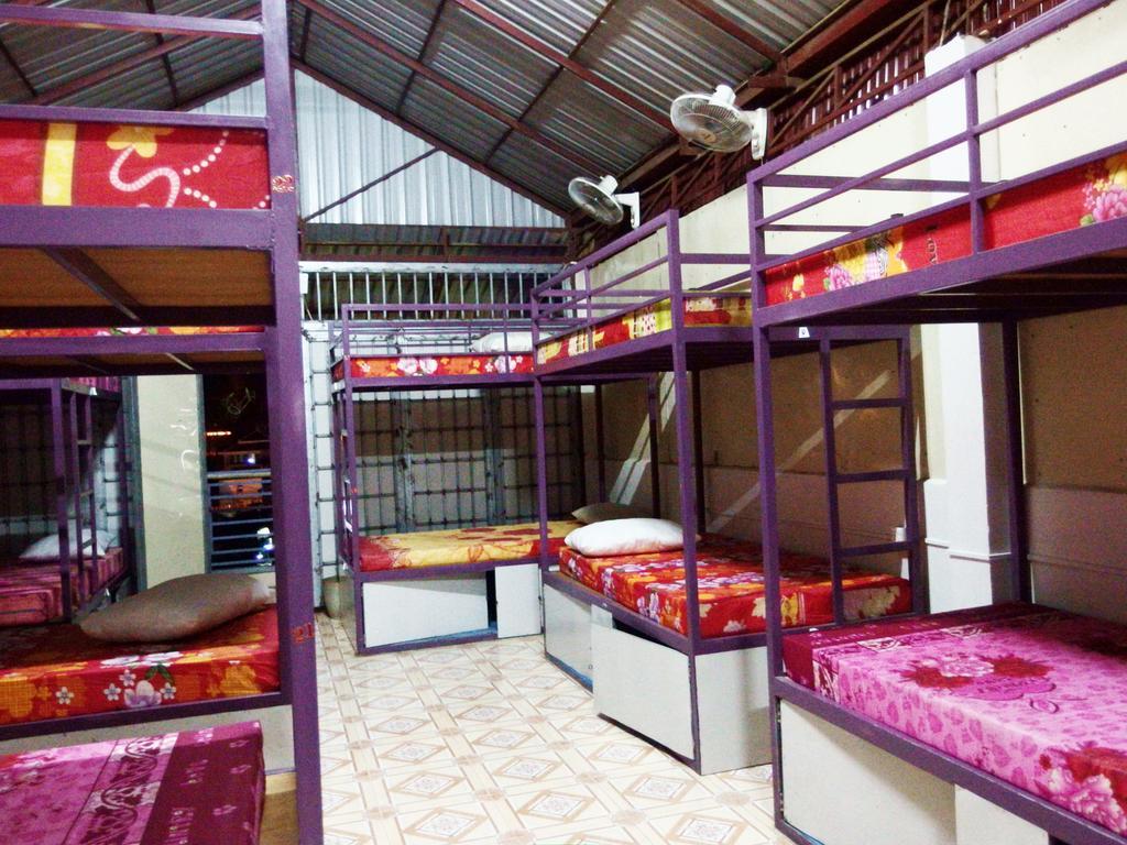 B52 Hostel Phnom Penh Room photo