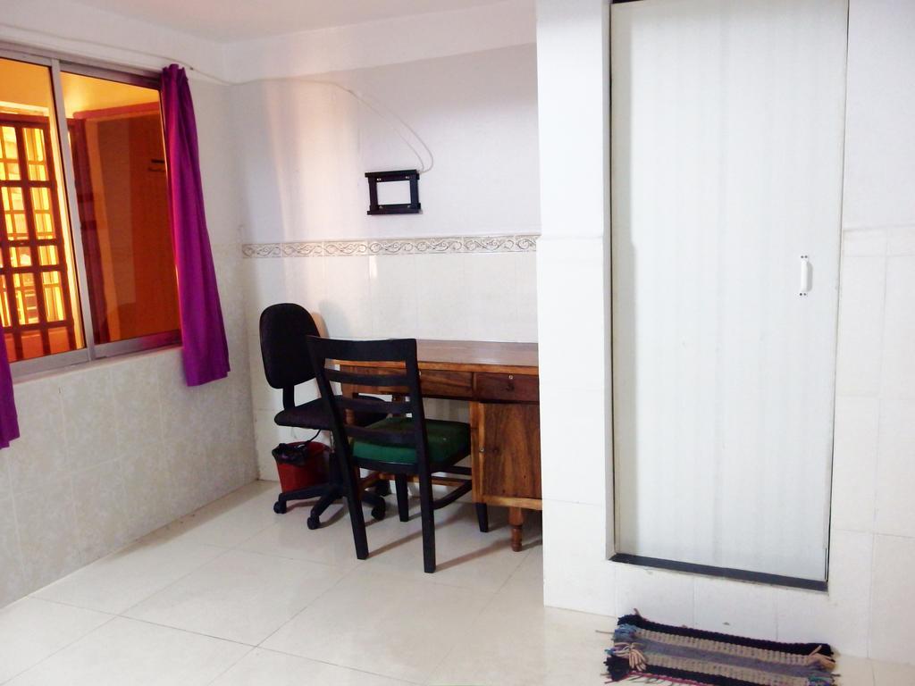 B52 Hostel Phnom Penh Room photo